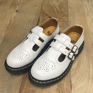 DR MARTENS MARY JANE 8065 OXFORDS SIZE 8